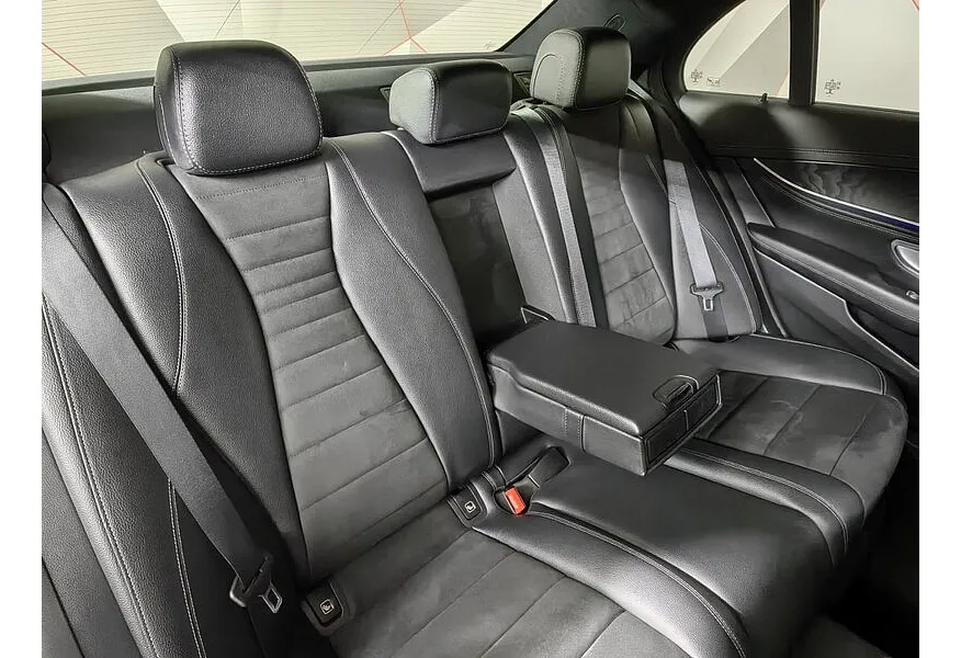 Mercedes-Benz E-Класс E 200 4MATIC 9G-TRONIC (184 л.с.) Exclusive Белый в АВИЛОН. Слайд №17