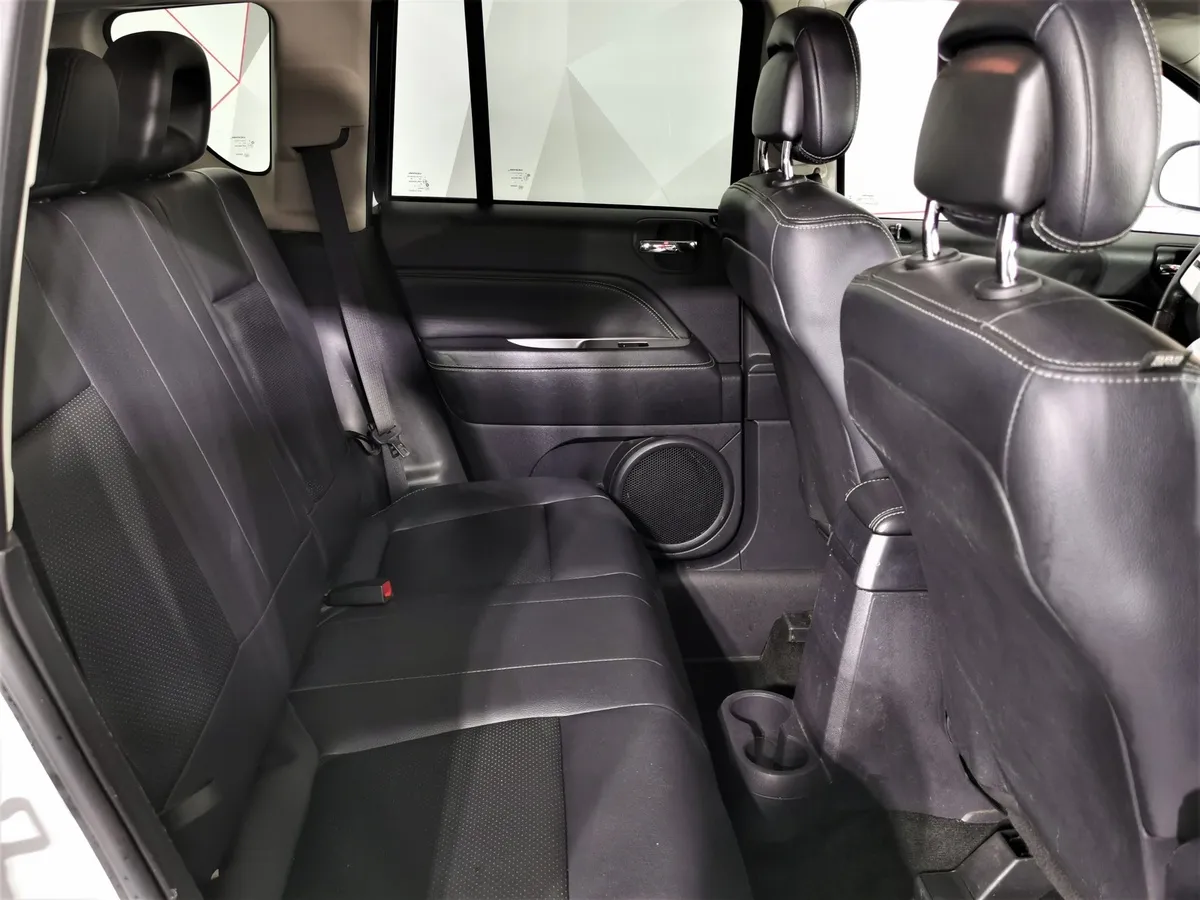 Jeep Compass 2.4 AT AWD (170 л.с.) Limited Белый в АВИЛОН. Слайд №15