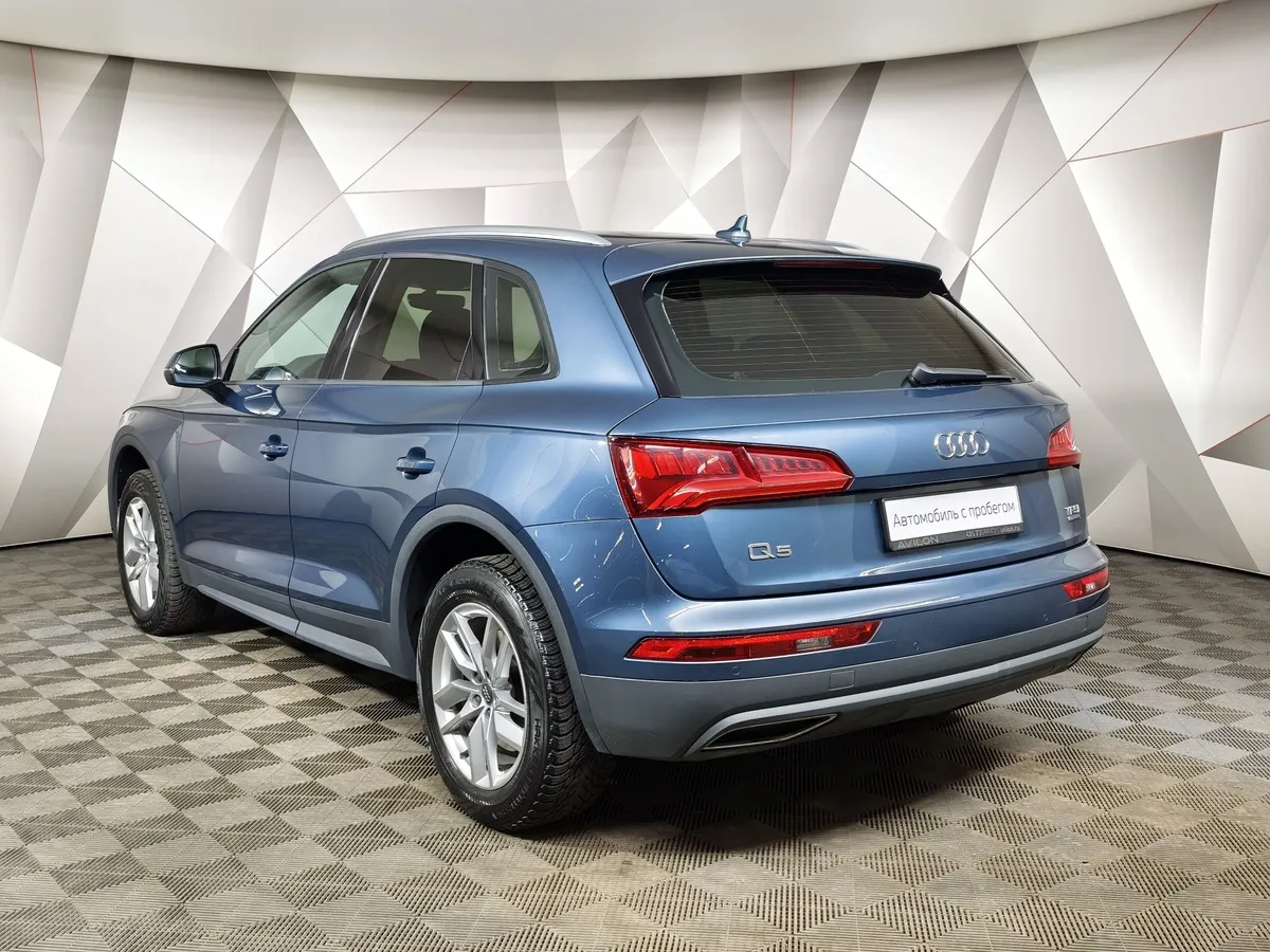 Audi Q5 2.0 TFSI S tronic quattro (249 л.с.) Синий в АВИЛОН. Слайд №4