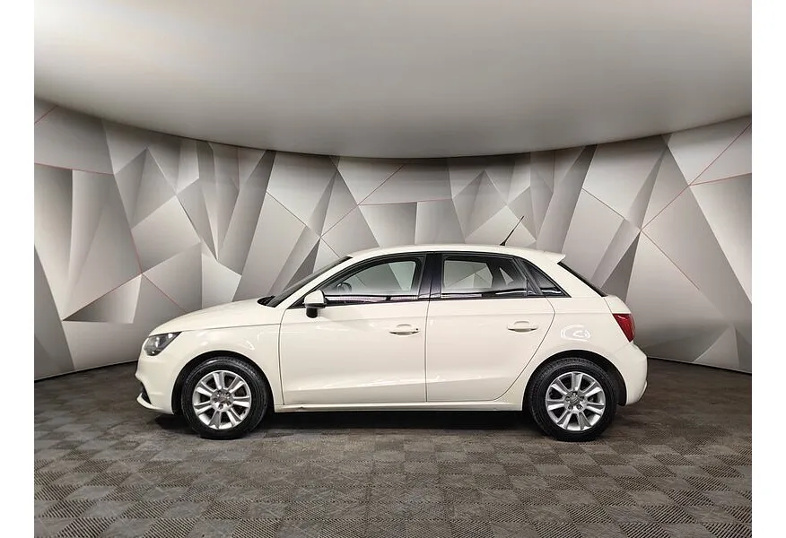 Audi A1 1.4 TFSI S-tronic (122 л.с.) Белый в АВИЛОН. Слайд №5 Audi A1 1.4 TFSI S-tronic (122 л.с.) Белый в АВИЛОН. Слайд №5