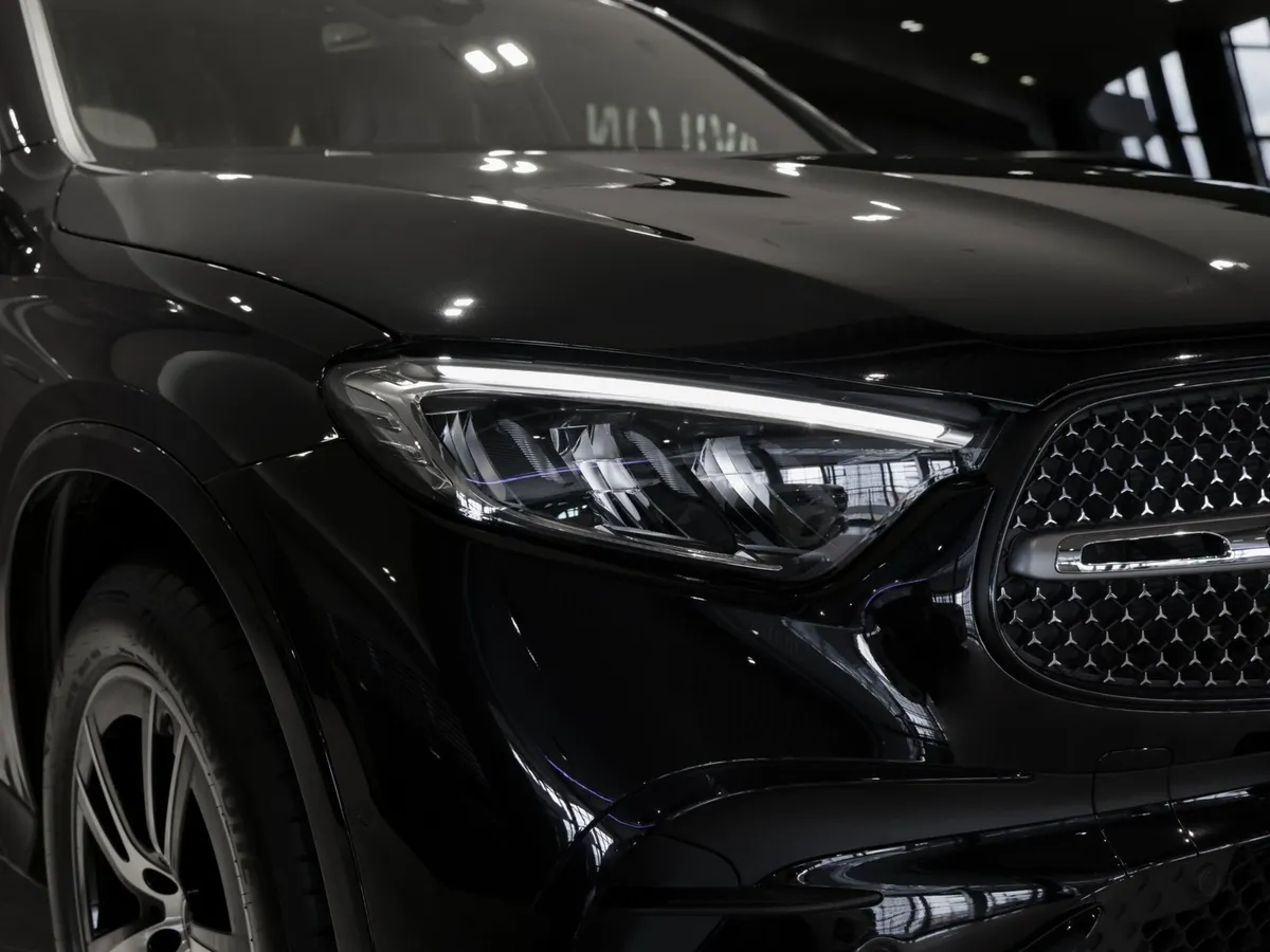 Mercedes-Benz GLC 260 L 9G-TRONIC 4MATIC (197 л.с.) Черный в АВИЛОН. Слайд №14