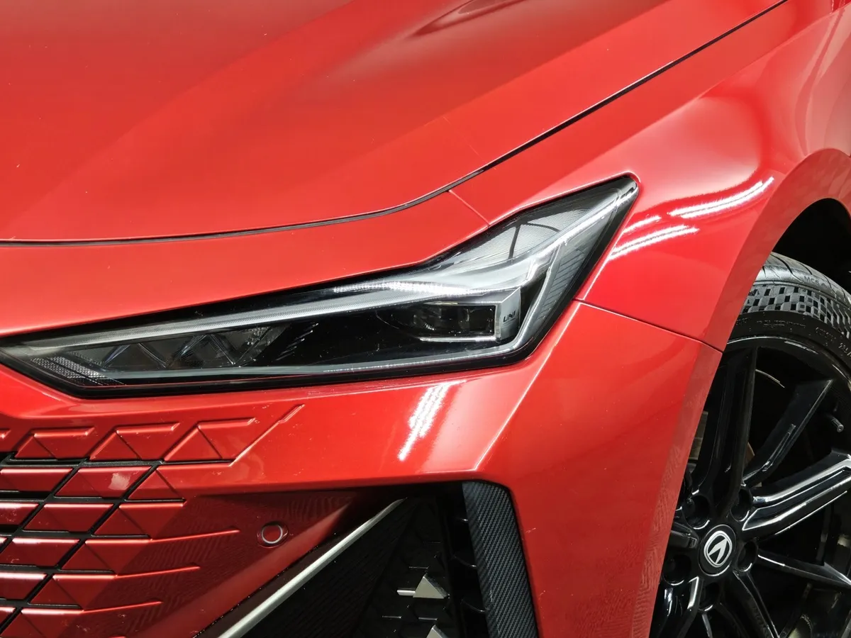 Changan UNI-V 1.5 AMT (181 л.с.) Tech Красный в АВИЛОН. Слайд №10