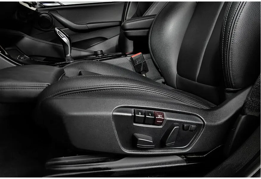 BMW X2 20i sDrive AMT (192 л.с.) Advantage Белый в АВИЛОН. Слайд №18