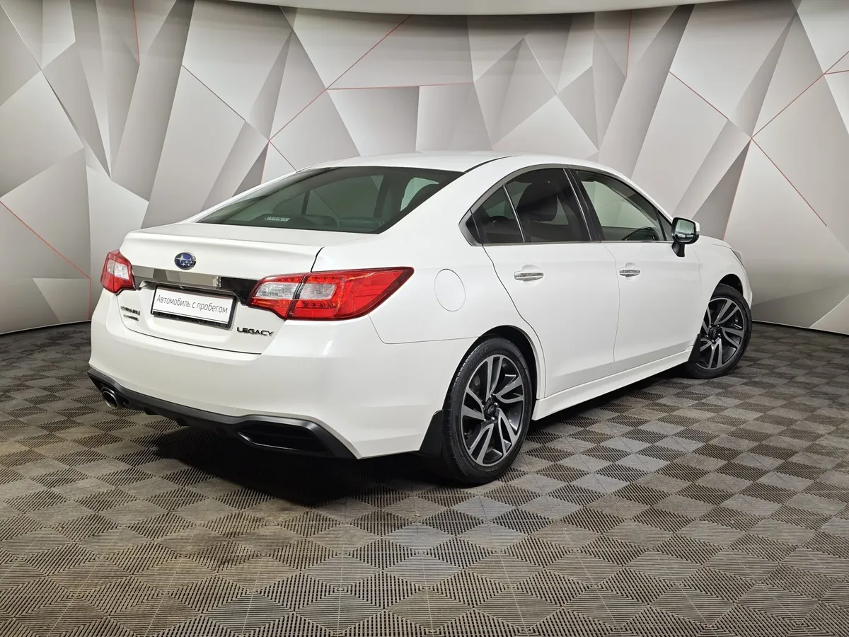 Subaru Legacy 2.5 CVT AWD (175 л.с.) Белый в АВИЛОН. Слайд №2