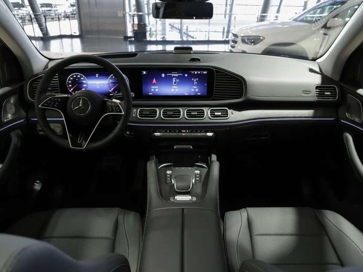 Mercedes-Benz GLE 300d 4MATIC 9G-TRONIC (269 л.с.) Черный в АВИЛОН. Слайд №9