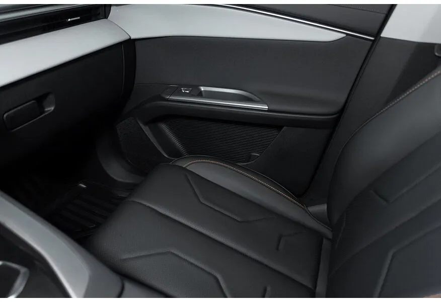 Omoda C5 1.5T DCT FWD (147 л.с.) Драйв Серый в АВИЛОН. Слайд №11