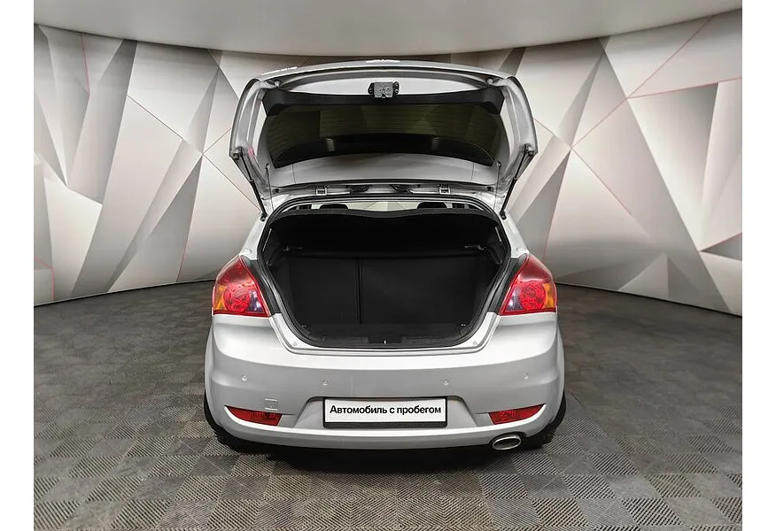 Kia Ceed 1.6 AT (122 л.с.) Серебристый в АВИЛОН. Слайд №12