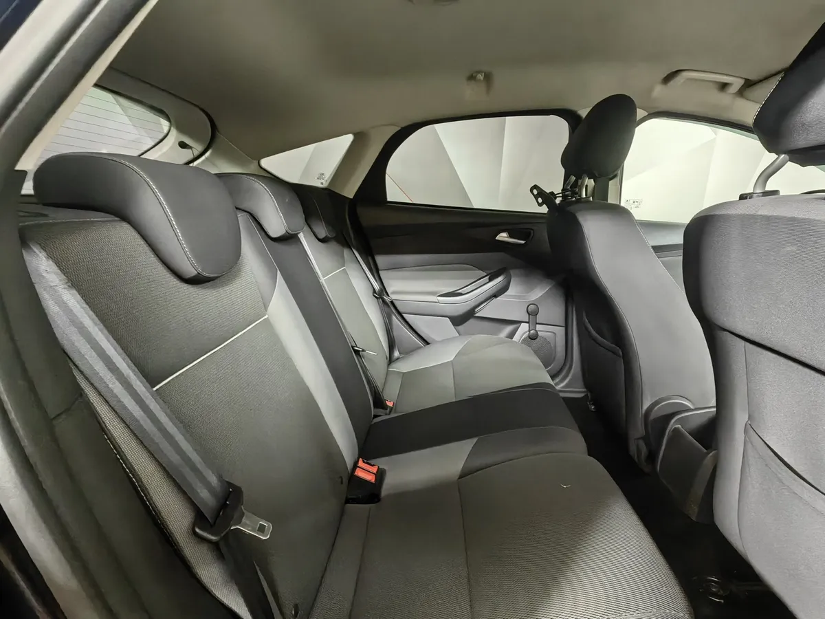 Ford Focus 1.6 MT (125 л.с.) Trend Синий в АВИЛОН. Слайд №15