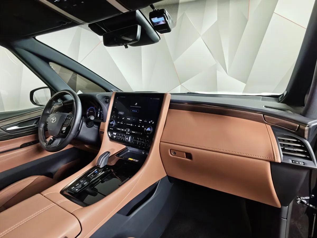 Toyota Alphard 2.5h AT 4WD (190 л.с.) Черный в АВИЛОН. Слайд №11