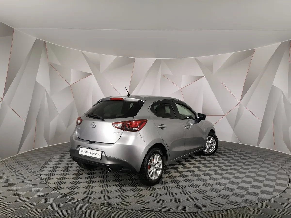 Mazda Demio 1.5d AT FWD (105 л.с.) Серый в АВИЛОН. Слайд №2