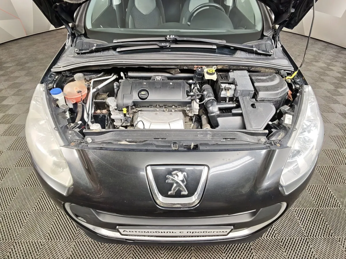 Peugeot 308 1.6 VTi AT (120 л.с.) Черный в АВИЛОН. Слайд №11