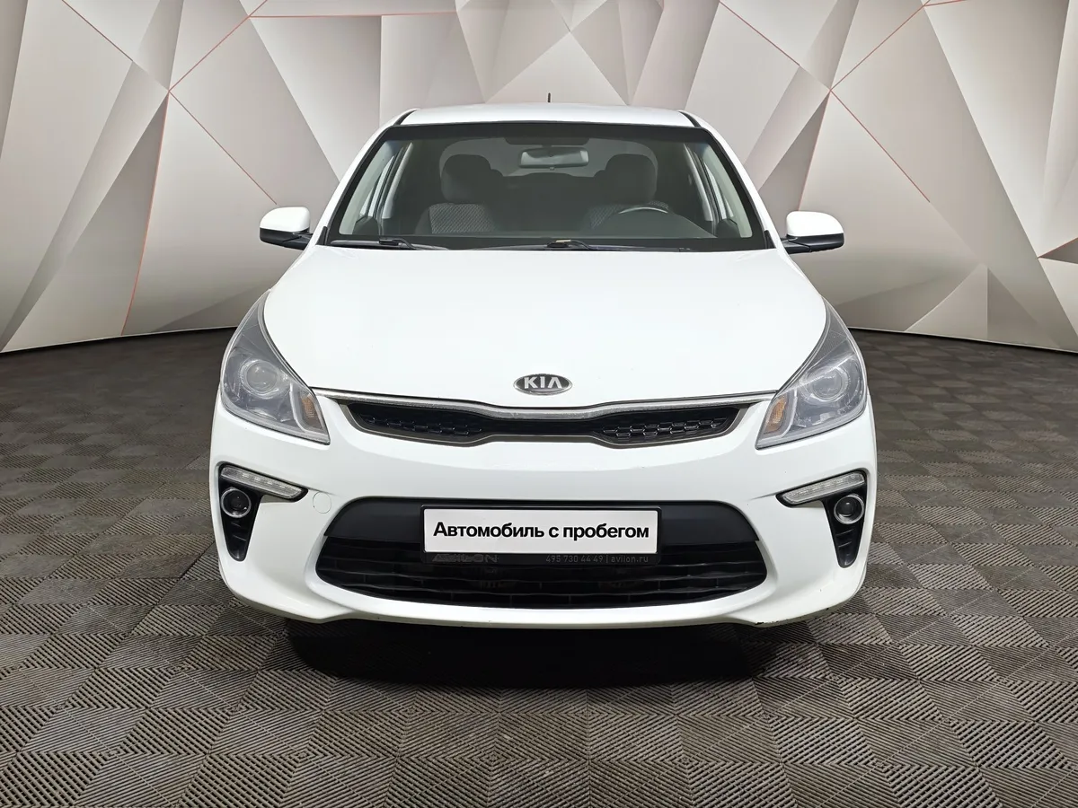 Kia Rio 1.6 AT (123 л.с.) Белый в АВИЛОН. Слайд №7