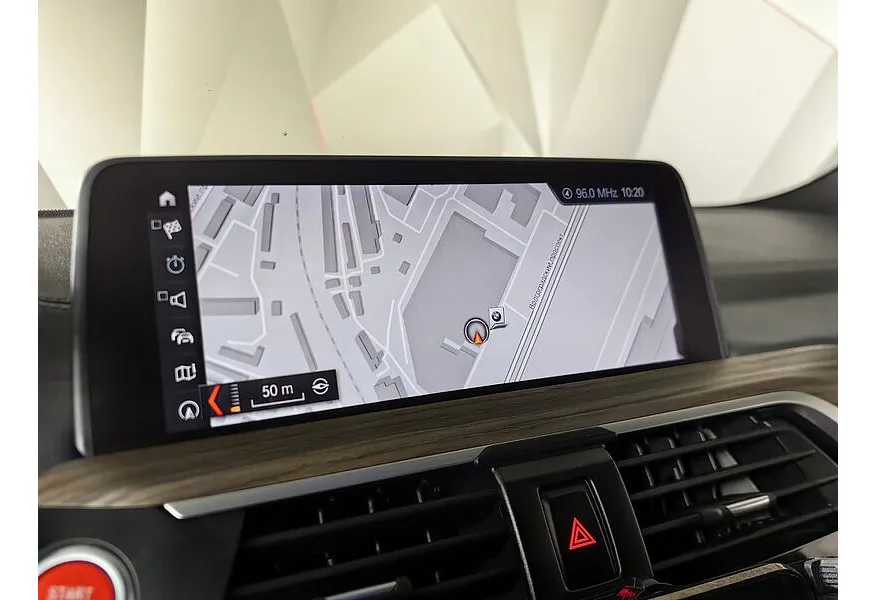 BMW X3 xDrive30d AT (249 л.с.) M Sport Черный в АВИЛОН. Слайд №17