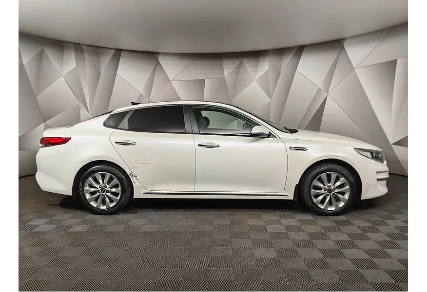 АВИЛОН - Kia Optima 2.4 GDI AT (188 л.с.) Luxe Белый - slide 3