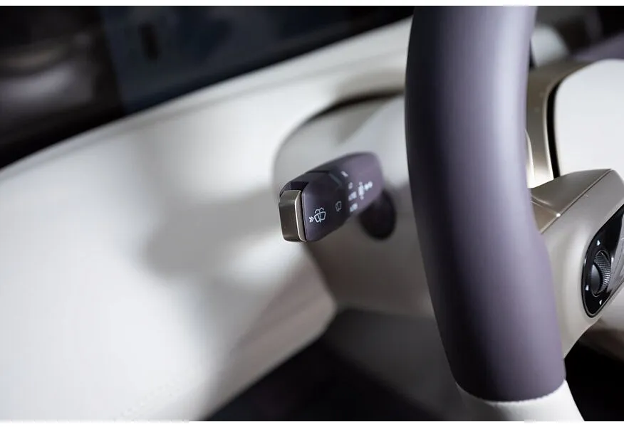 Avatr 11 116 kWh 4WD (578 л.с.) 5 мест Белый в АВИЛОН. Слайд №23