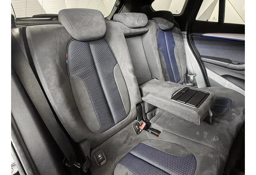 АВИЛОН - BMW X1 20i xDrive Steptronic AT (192 л.с.) M Sport Черный - slide 9