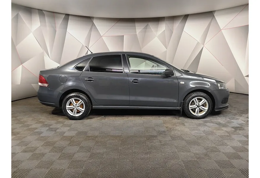 Volkswagen Polo 1.6 MPI MT (110 л.с.) Trendline Серый в АВИЛОН. Слайд №6