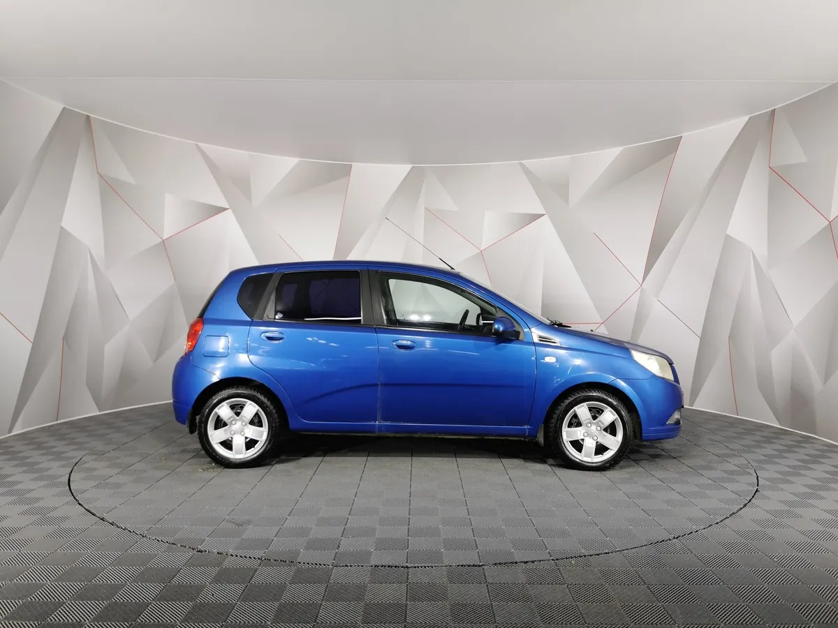 Chevrolet Aveo 1.4i MT (82 л.с.) Синий в АВИЛОН. Слайд №6