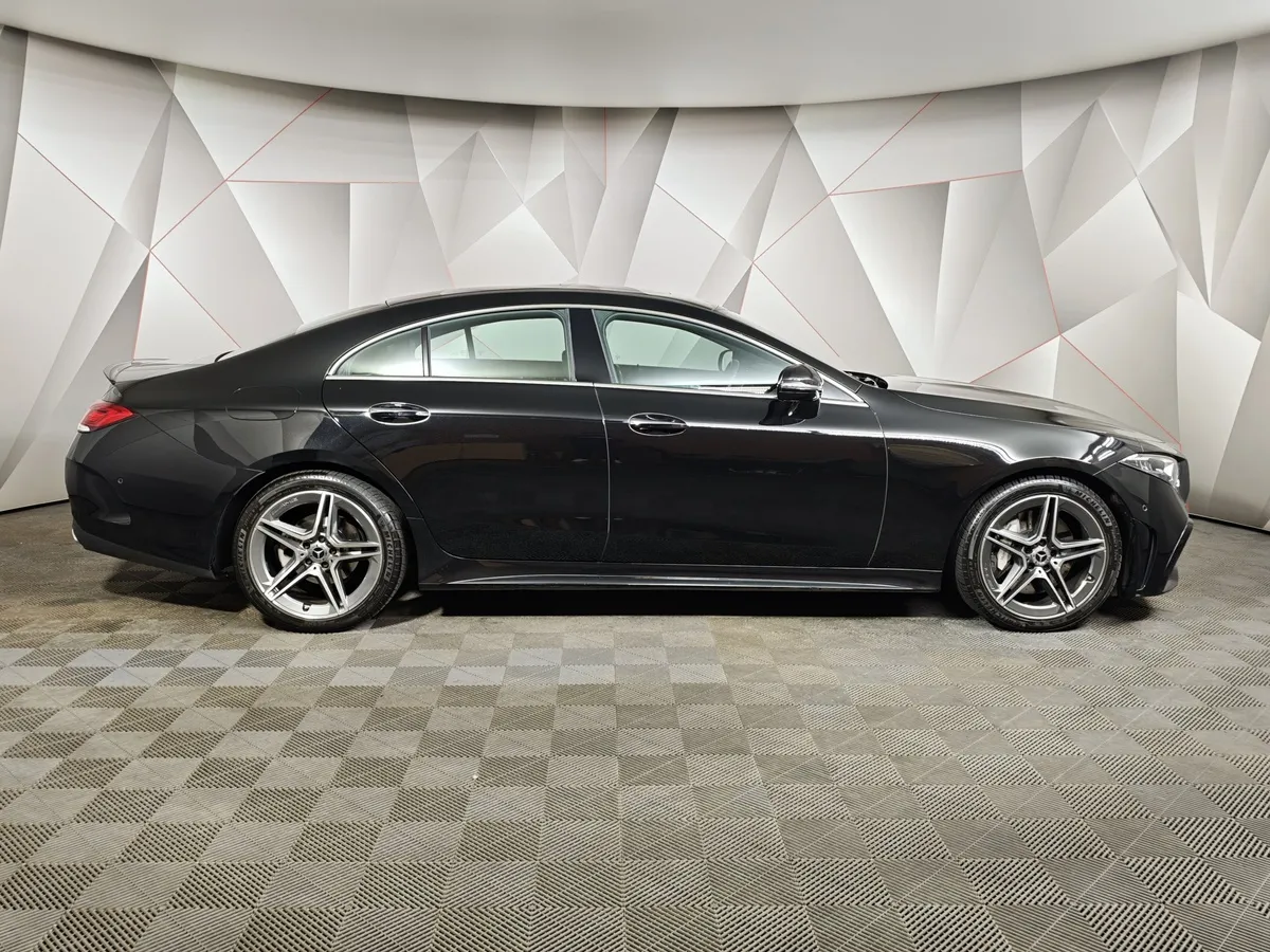 Mercedes-Benz CLS 300d 9G-TRONIC 4MATIC+ (265 л.с.) Черный в АВИЛОН. Слайд №6