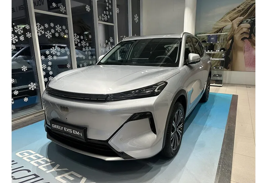 АВИЛОН - Geely EX5 EM-i 1.5 PHEV DHT FWD (218 л.с.) Max Серебристый - slide 0