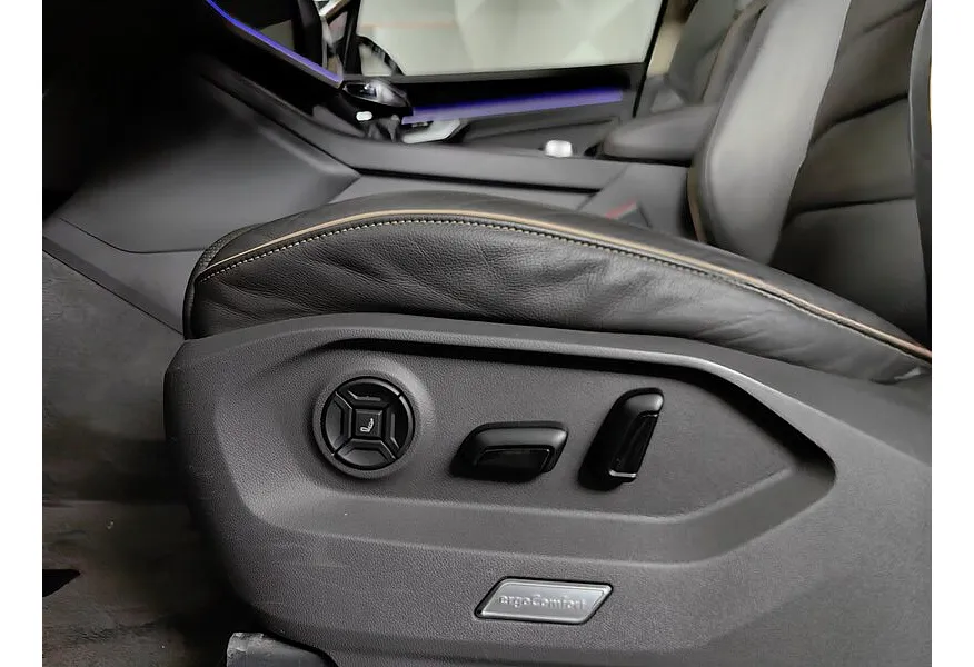 Volkswagen Touareg 3.0 V6 TDI Tiptronic 4Motion (249 л.с.) Exclusive Черный в АВИЛОН. Слайд №23