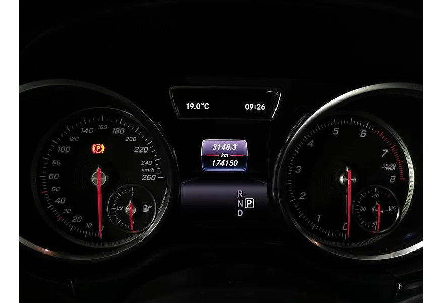 Mercedes-Benz GLS 400 4MATIC 9G-TRONIC (333 л.с.) Особая серия Черный в АВИЛОН. Слайд №18