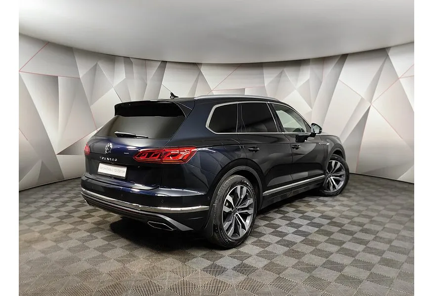 Volkswagen Touareg 3.0 V6 TDI Tiptronic 4Motion (249 л.с.) Exclusive Черный в АВИЛОН. Слайд №2