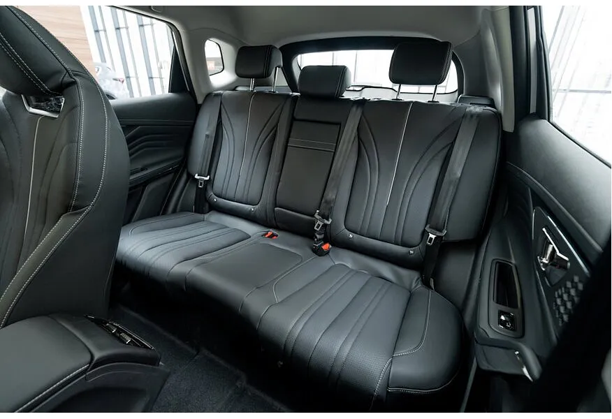 EXEED LX 1.5T CVT (147 л.с.) Business Белый в АВИЛОН. Слайд №11 EXEED LX 1.5T CVT (147 л.с.) Business Белый в АВИЛОН. Слайд №11