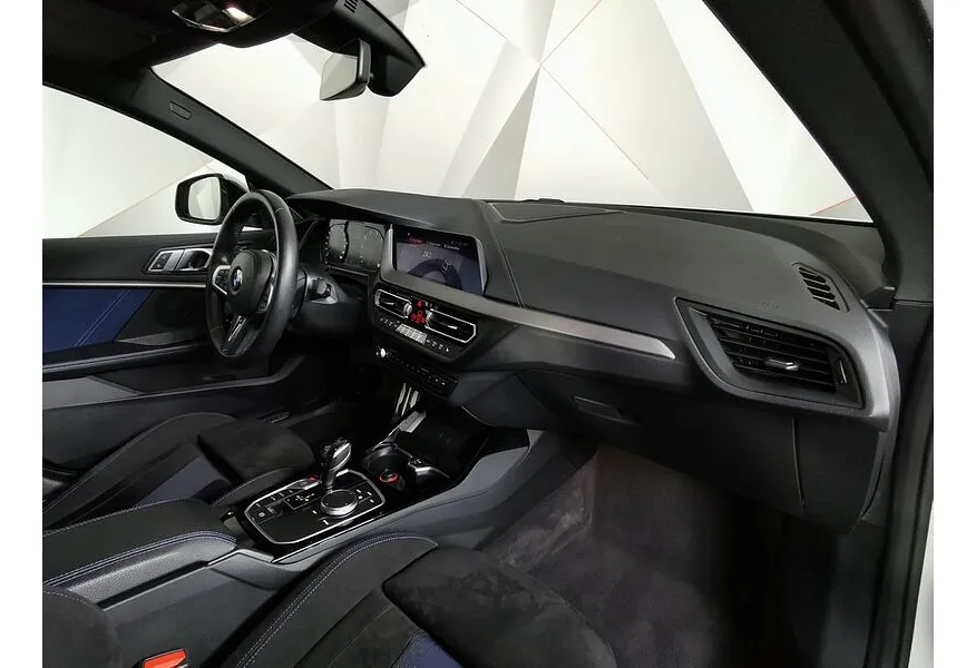 BMW 2 серия Gran Coupe 218i (140 л.с.) M Sport Edition 21 Белый в АВИЛОН. Слайд №13