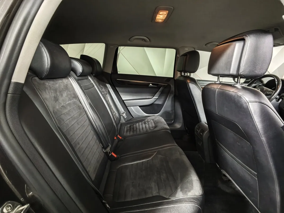 Volkswagen Passat 1.8 TSI DSG (152 л.с.) Коричневый в АВИЛОН. Слайд №15