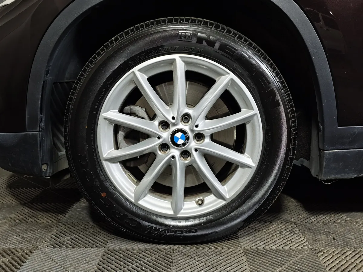 BMW X1 20i xDrive Steptronic AT (192 л.с.) Advantage (Локальная сборка) Коричневый в АВИЛОН. Слайд №7