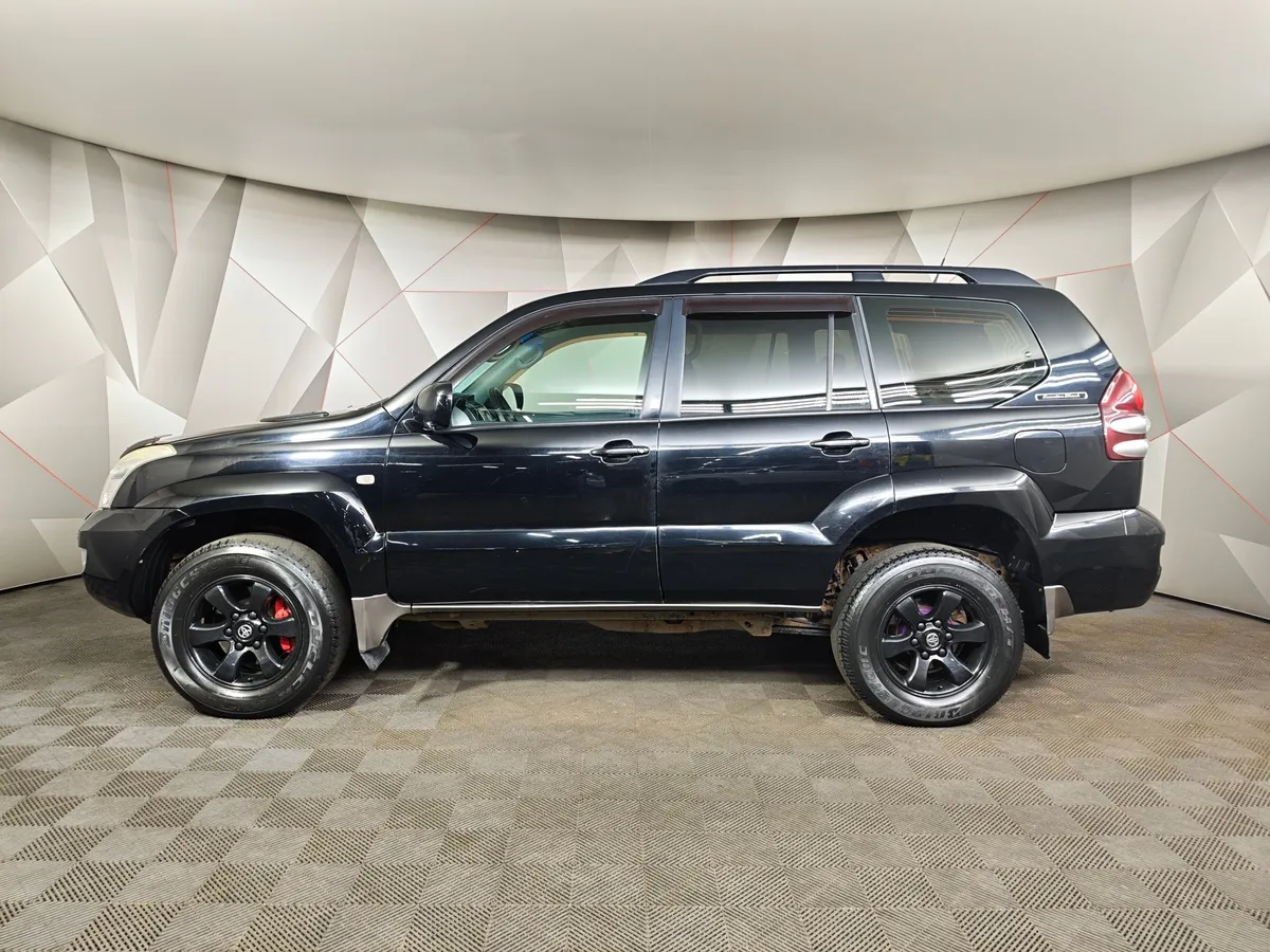 Toyota Land Cruiser Prado 4.0 AT (249 л.с.) Черный в АВИЛОН. Слайд №5