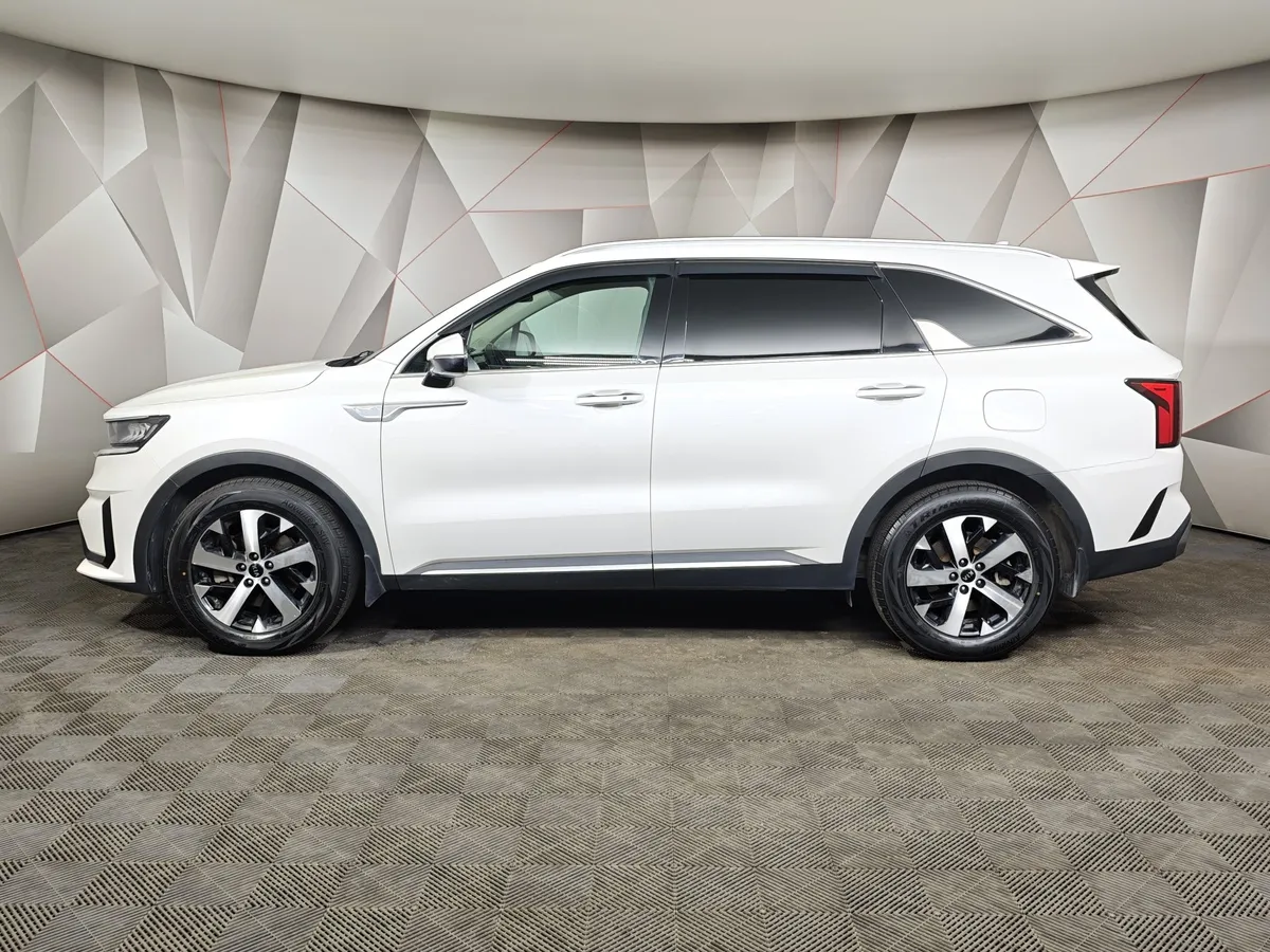 Kia Sorento 2.5 MPI 4WD AT (180 л.с.) Comfort Белый в АВИЛОН. Слайд №5