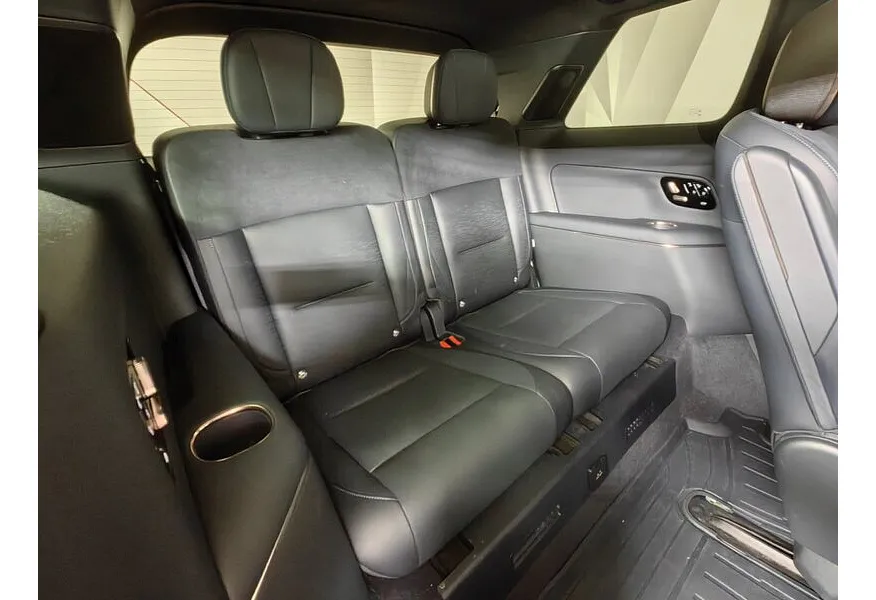 Lynk & Co 900 2.0 AT 4WD (884 л.с.) Ultra Черный в АВИЛОН. Слайд №27