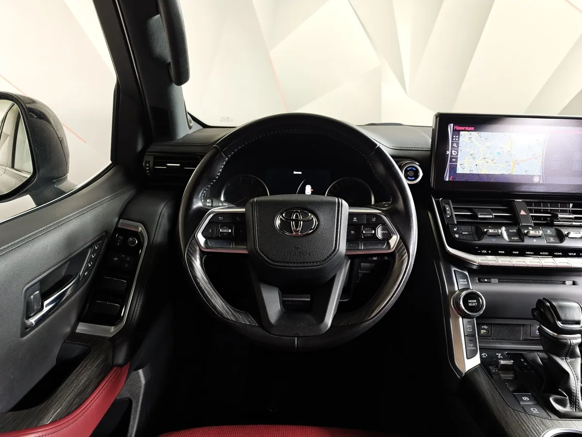 Toyota Land Cruiser 3.4 V6 AT 4WD (299 л.с.) 70th Anniversary Черный в АВИЛОН. Слайд №20