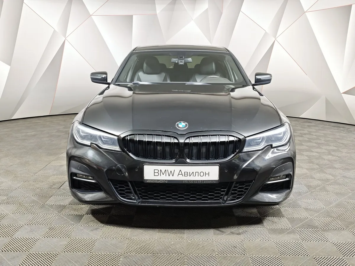 BMW 3 серия 320i xDrive (184 л.с.) Черный в АВИЛОН. Слайд №3
