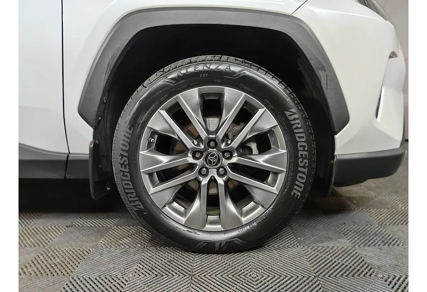 АВИЛОН - Toyota RAV4 2.0i CVT AWD (149 л.с.) Люкс Белый - slide 18