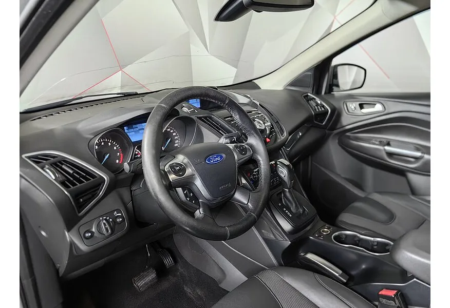 Ford Kuga 1.6 EcoBoost AT AWD (150 л.с.) Titanium Серебристый в АВИЛОН. Слайд №18