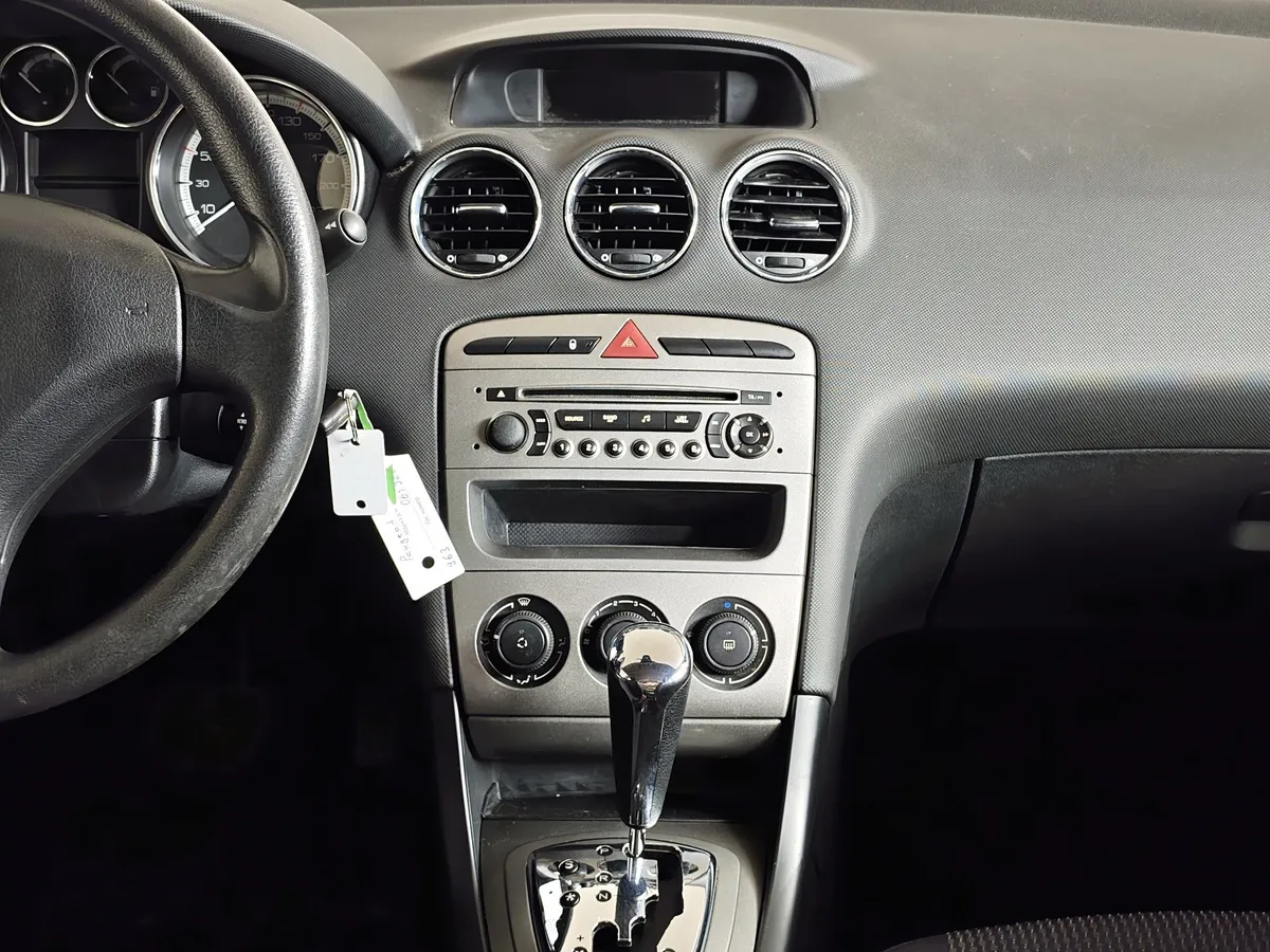 Peugeot 408 1.6 VTi AT (120 л.с.) Style Красный в АВИЛОН. Слайд №12