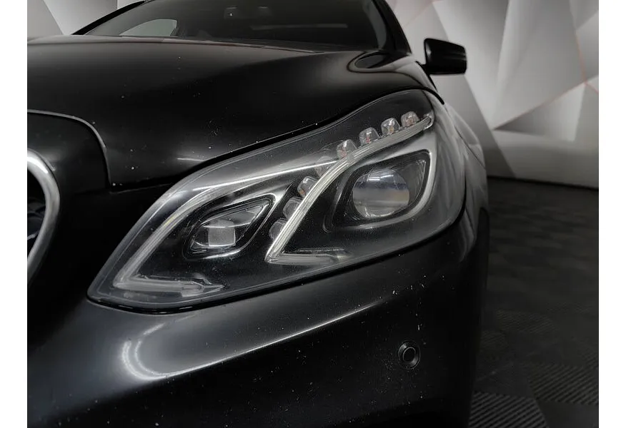Mercedes-Benz E-Класс E 300 7G-Tronic Plus 4Matic (249 л.с.) Черный в АВИЛОН. Слайд №16