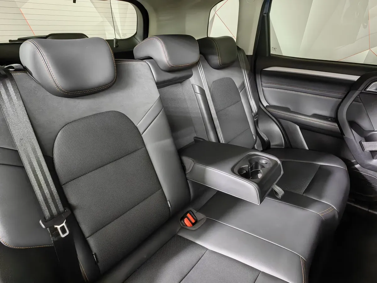 Haval Dargo  2.0T AWD 7DCT (192 л.с.) Tech Plus Серый в АВИЛОН. Слайд №17