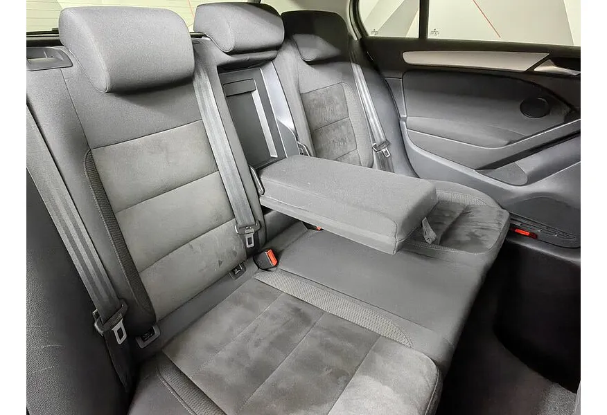 Volkswagen Golf 1.4 TSI DSG (122 л.с.) Highline Серый в АВИЛОН. Слайд №16