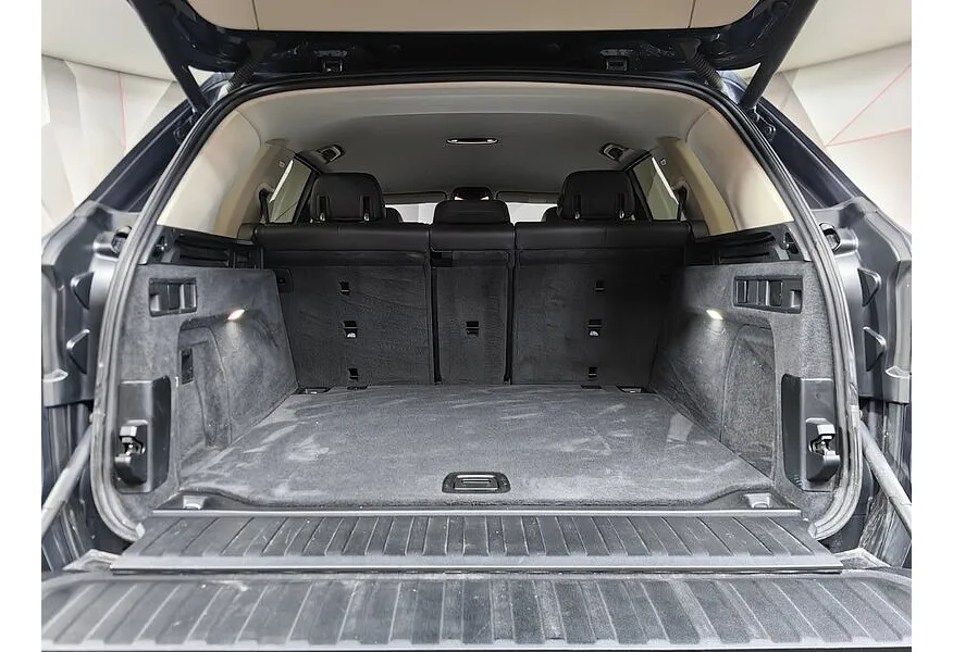 BMW X5 xDrive30d Steptronic (249 л.с.) Business Plus Серый в АВИЛОН. Слайд №9