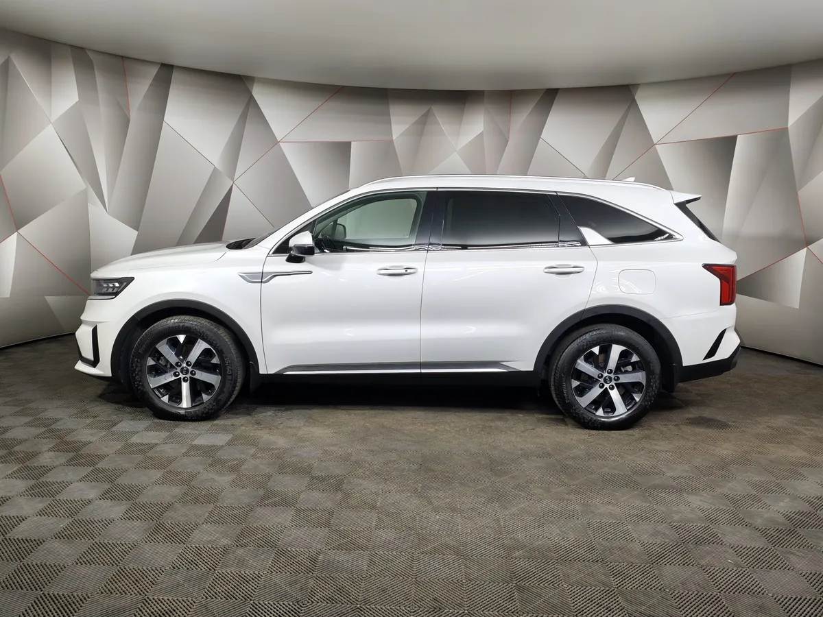 Kia Sorento 2.5 MPI 4WD AT (180 л.с.) Comfort Белый в АВИЛОН. Слайд №5