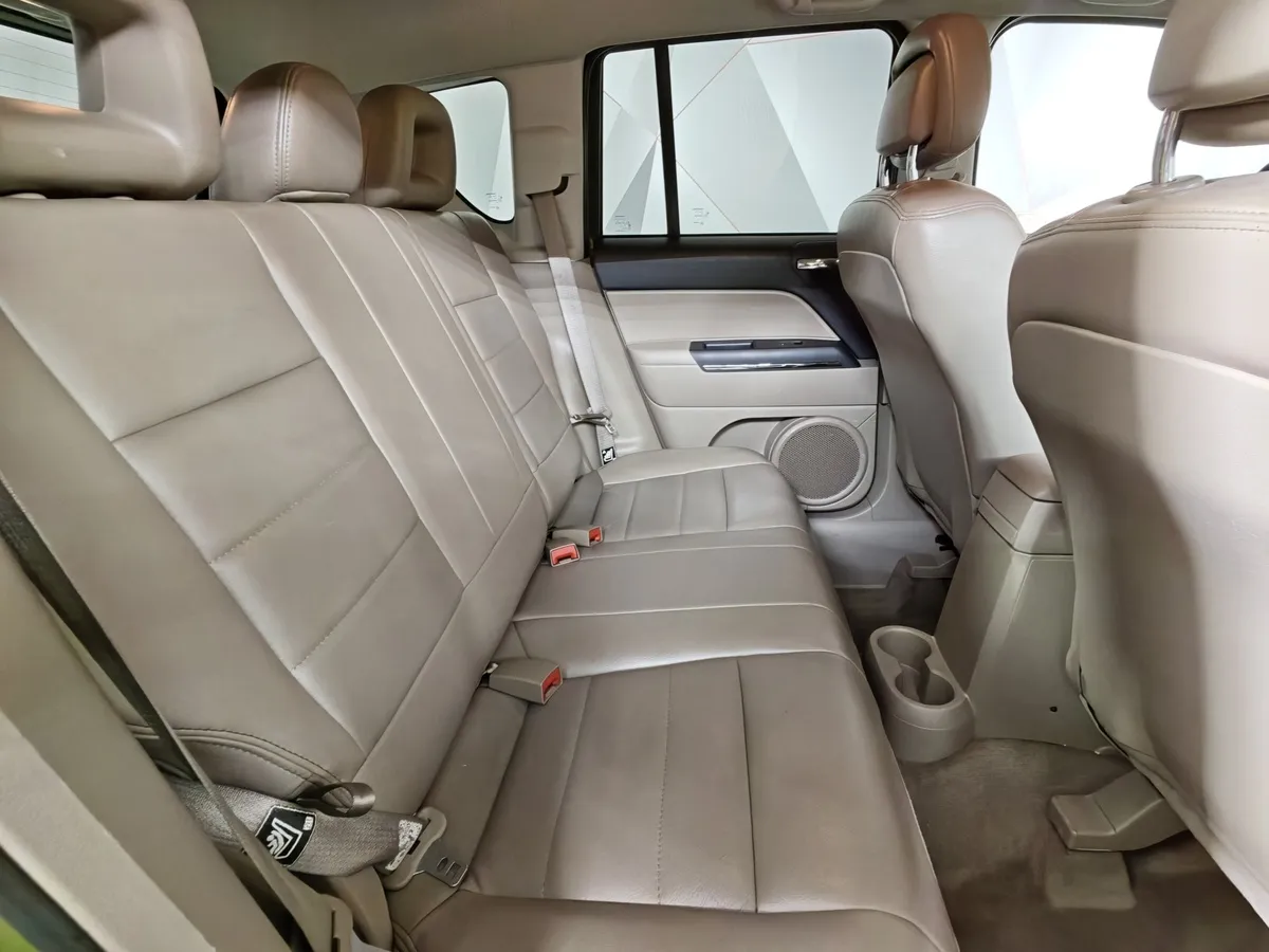 Jeep Compass 2.4 4x4 AT (150 л.с.) Limited Зеленый в АВИЛОН. Слайд №15