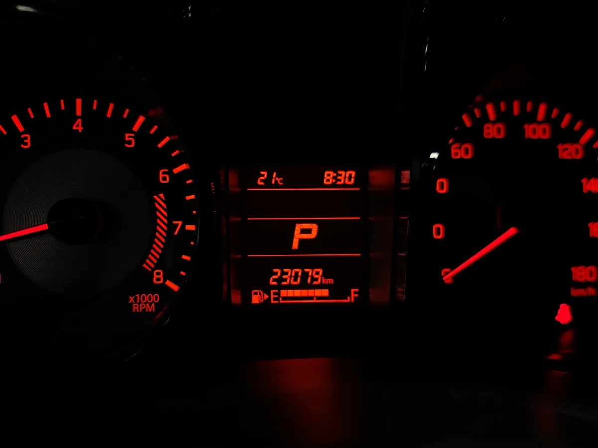 Suzuki Jimny 1.5 AT AWD (102 л.с.) GLX Серый в АВИЛОН. Слайд №18