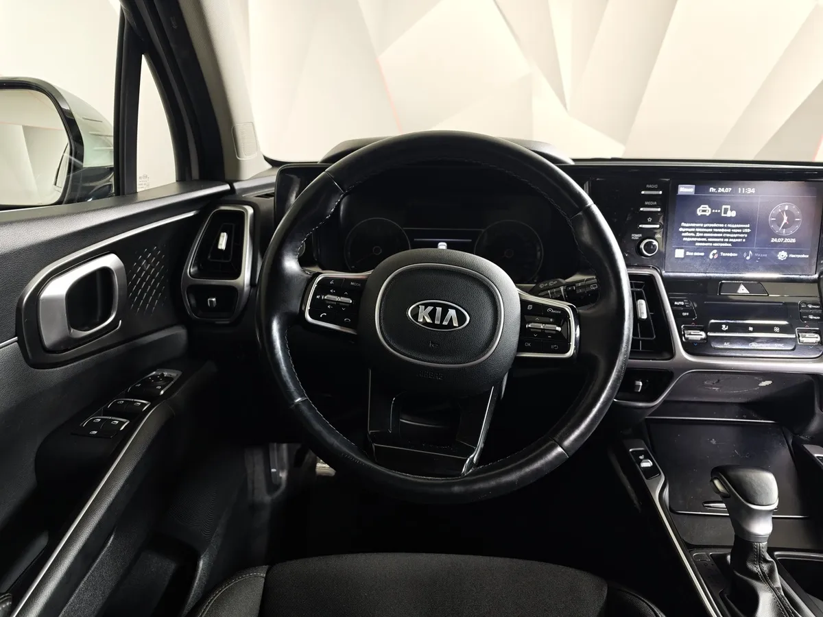Kia Sorento 2.5 MPI 2WD AT (180 л.с.) Classic Белый в АВИЛОН. Слайд №20