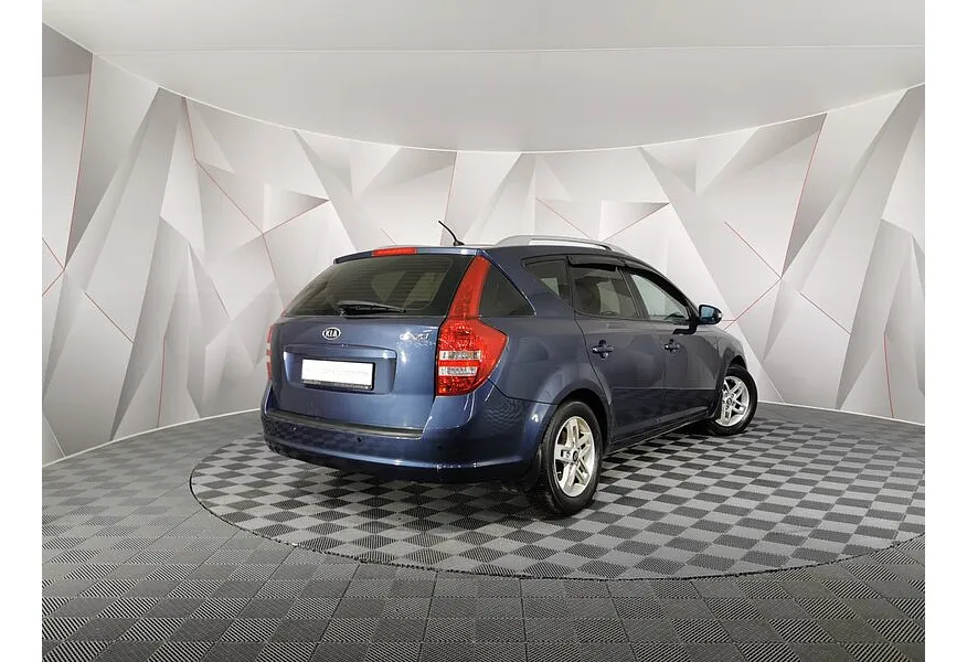 Kia Ceed 1.6 MT (122 л.с.) Синий в АВИЛОН. Слайд №2