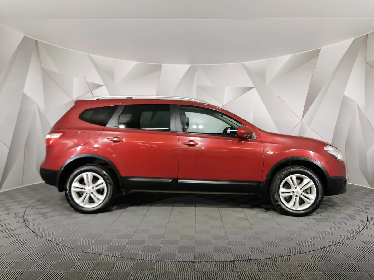 Nissan Qashqai + 2 2.0 CVT AWD (141 л.с.) Красный в АВИЛОН. Слайд №6