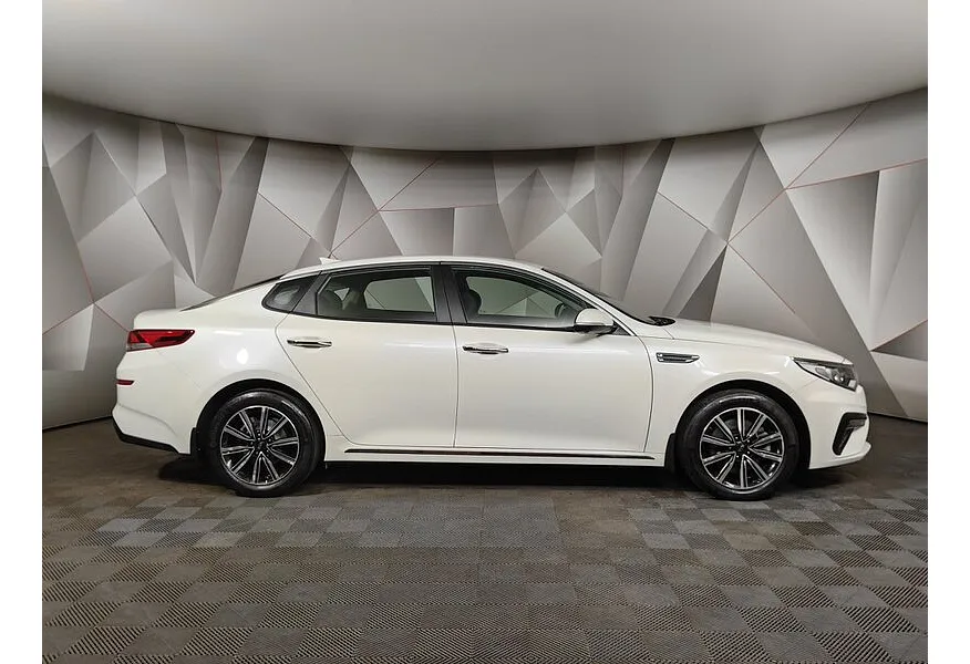 LIVE. Слайд №4